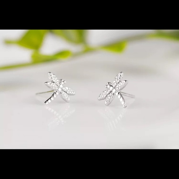 🛍 💯 925 Sterling Silver Dragonfly Stud Earrings - Picture 5 of 7